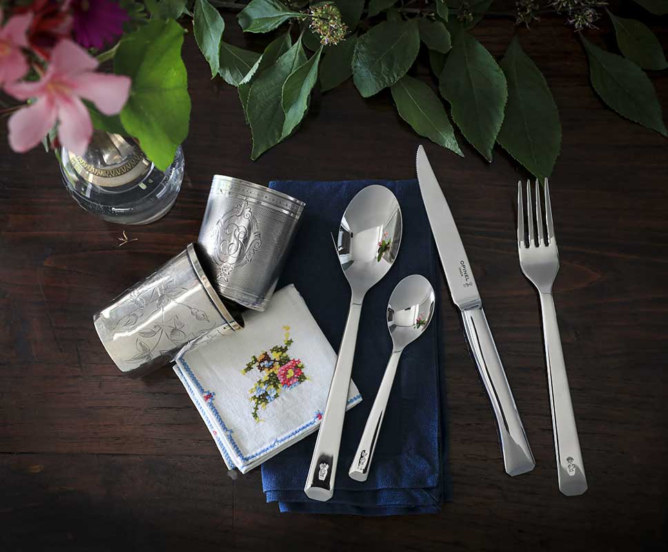 BOITE DE 4 CUILLERES PERPETUE "GRANDES" - Pêcheur Maroc